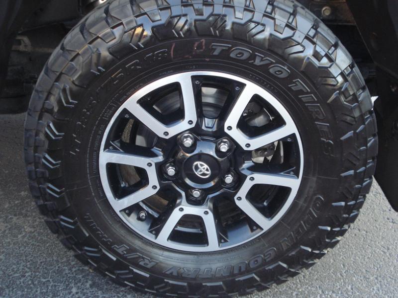 Toyota Tundra 4WD SR5 Double Cab 6.5' Bed 5.7L (Natl) 2015