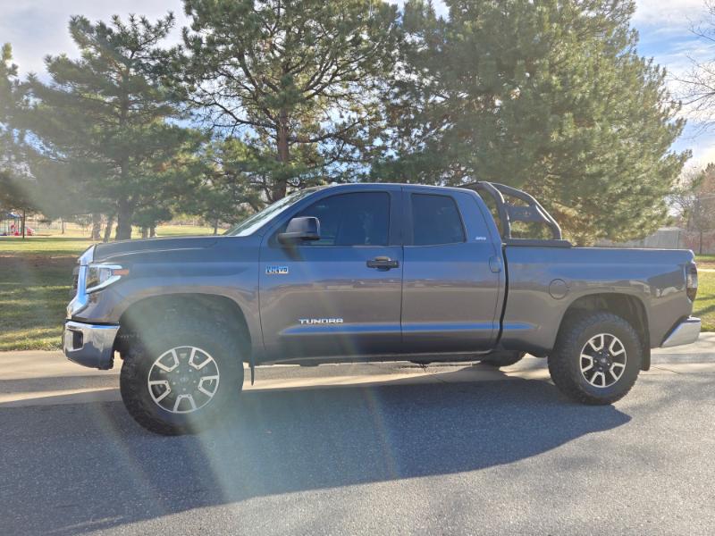 Toyota Tundra 4WD SR5 Double Cab 6.5' Bed 5.7L (Natl) 2015