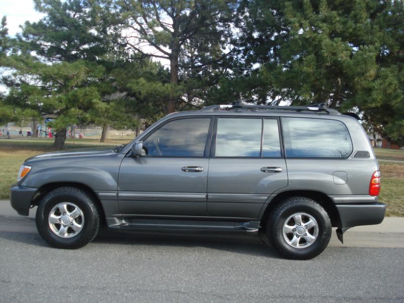 Toyota Land Cruiser 4WD 2001