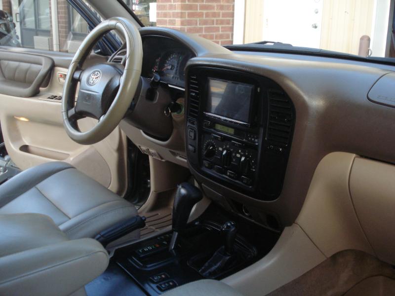 Toyota Land Cruiser 4WD 2001