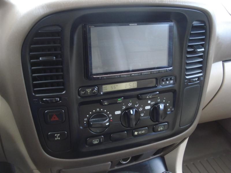 Toyota Land Cruiser 4WD 2001