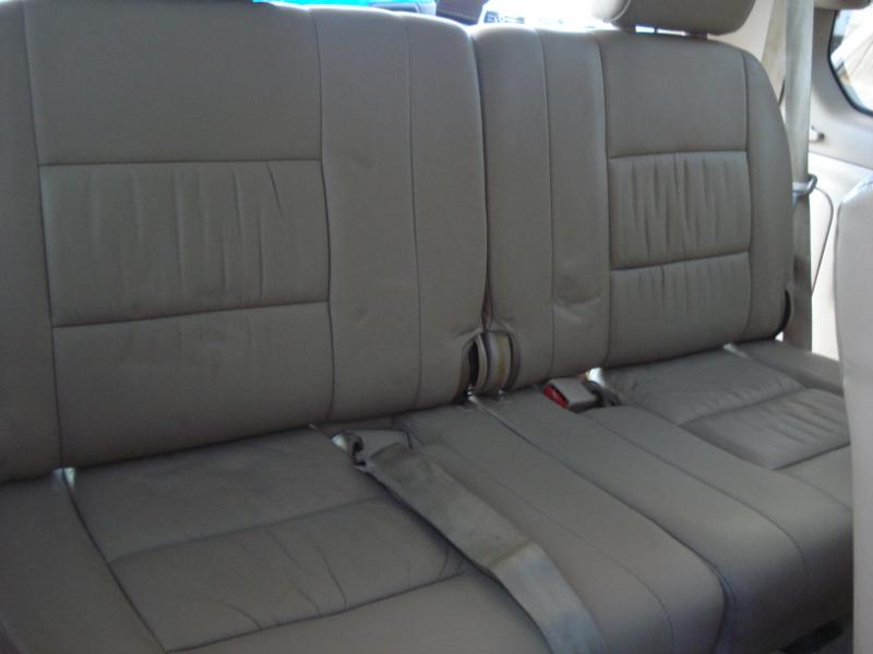 Toyota Land Cruiser 4WD 2001