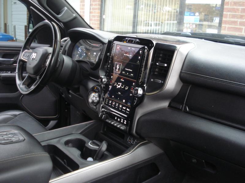 RAM 1500 Rebel Crew Cab SB 4WD 2021