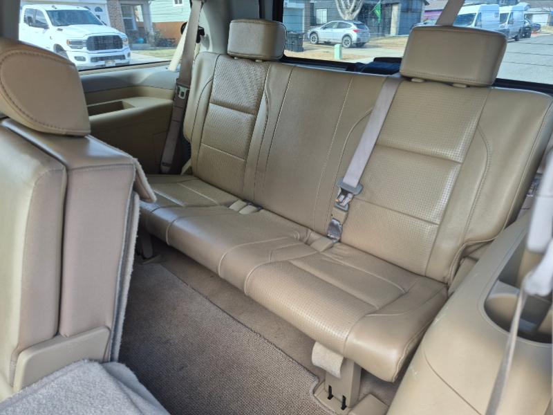 Nissan Armada SE 4WD 2005