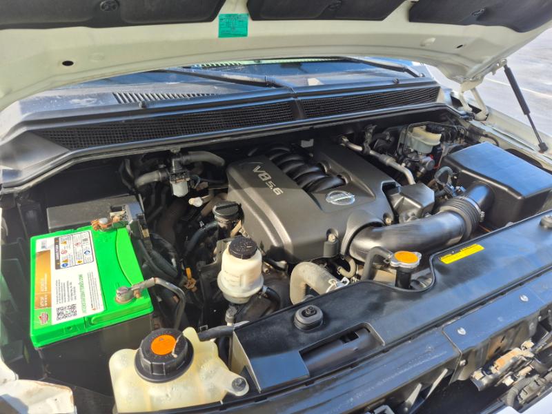 Nissan Armada SE 4WD 2005