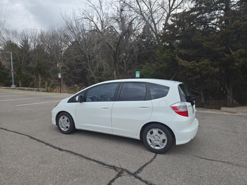 Honda Fit 5-Speed AT 2013