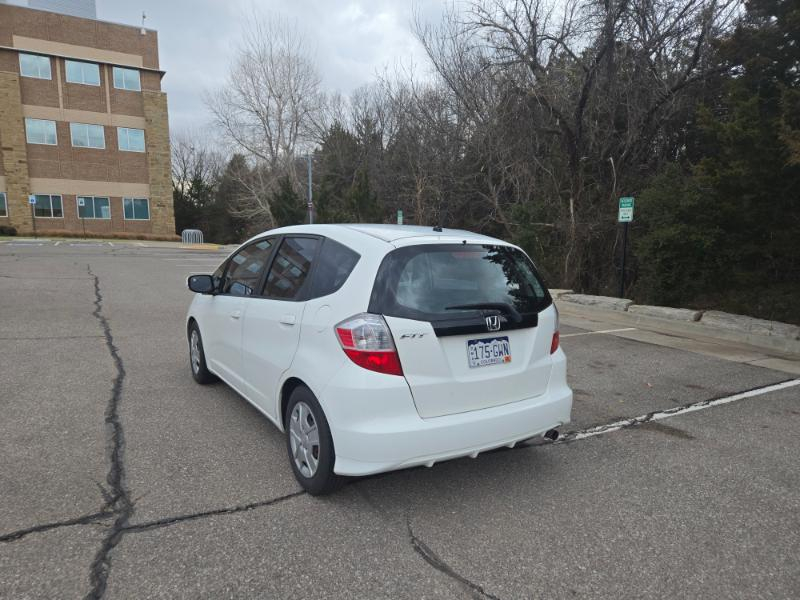 Honda Fit 5-Speed AT 2013