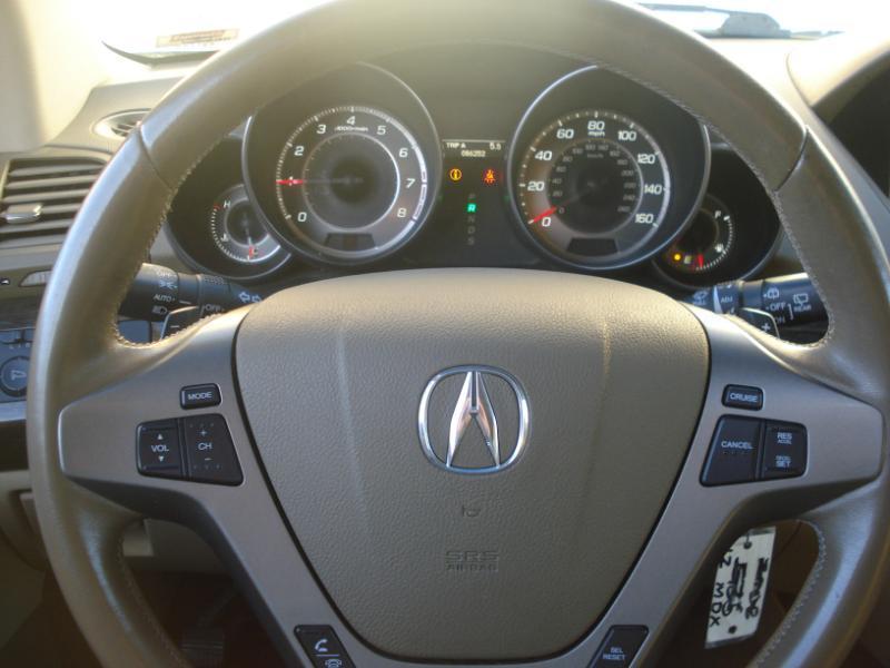Acura MDX 6-Spd AT w/Tech Package 2012