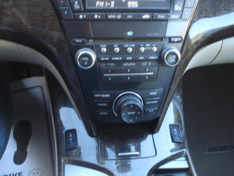 Acura MDX 6-Spd AT w/Tech Package 2012