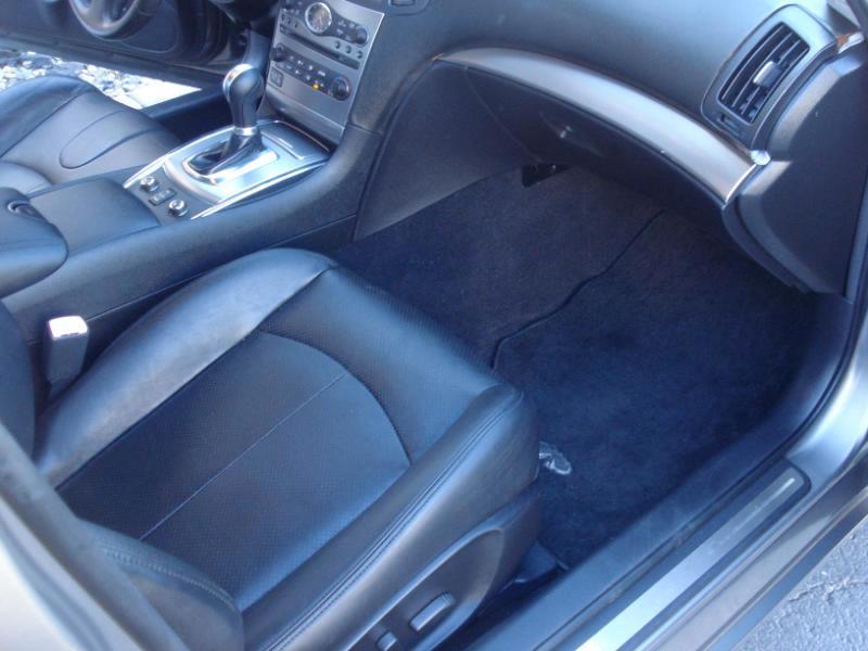 Infiniti G Sedan G37x AWD 2010