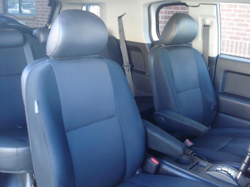 Toyota FJ Cruiser 4WD AT 2008