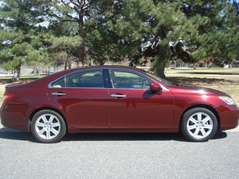 Lexus ES 350 4D Luxury Sedan 2007
