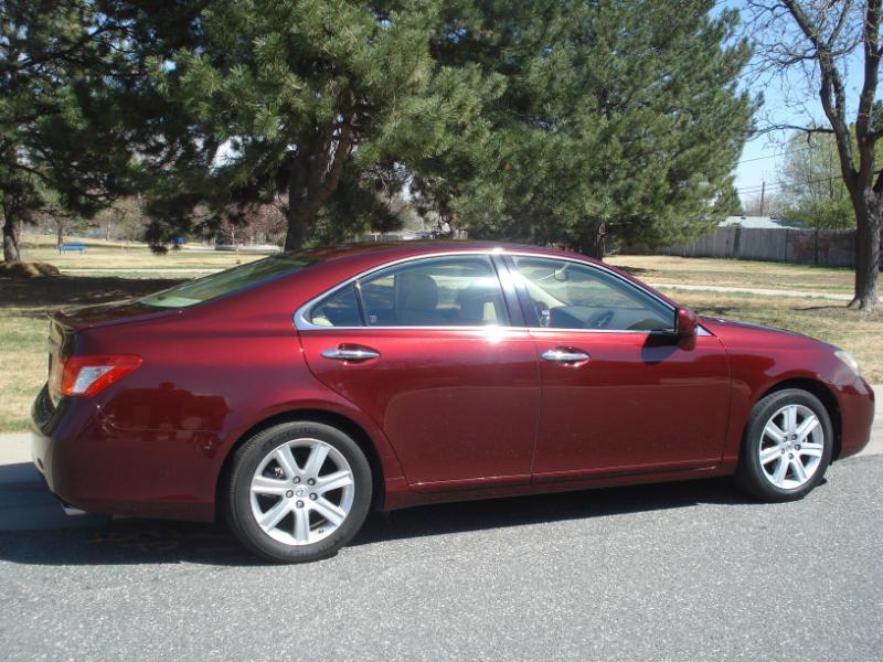 Lexus ES 350 4D Luxury Sedan 2007