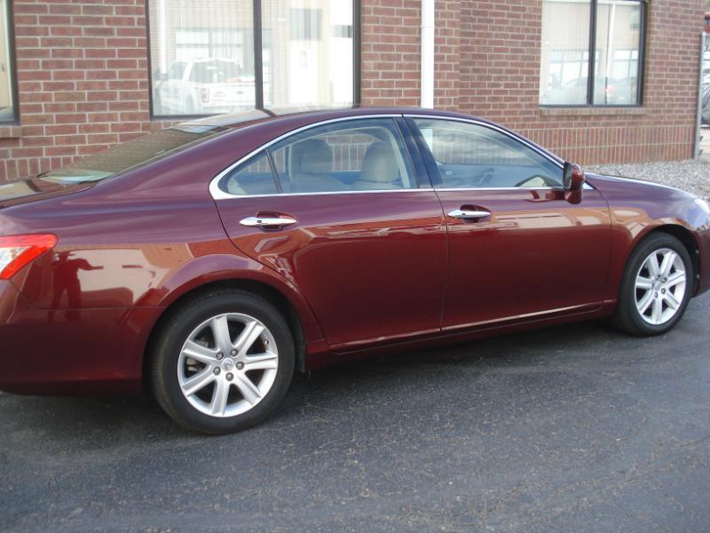 Lexus ES 350 4D Luxury Sedan 2007