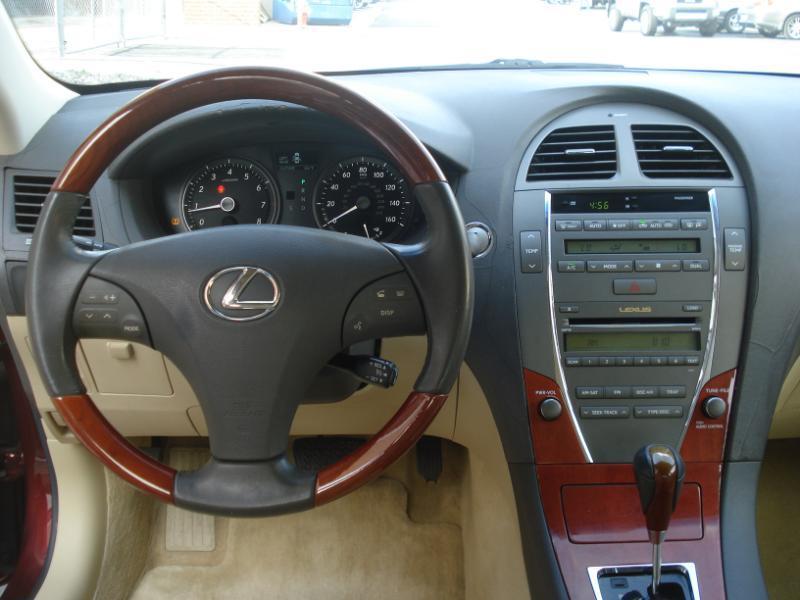 Lexus ES 350 4D Luxury Sedan 2007