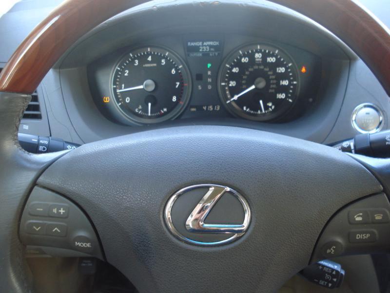Lexus ES 350 4D Luxury Sedan 2007