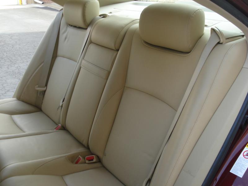 Lexus ES 350 4D Luxury Sedan 2007