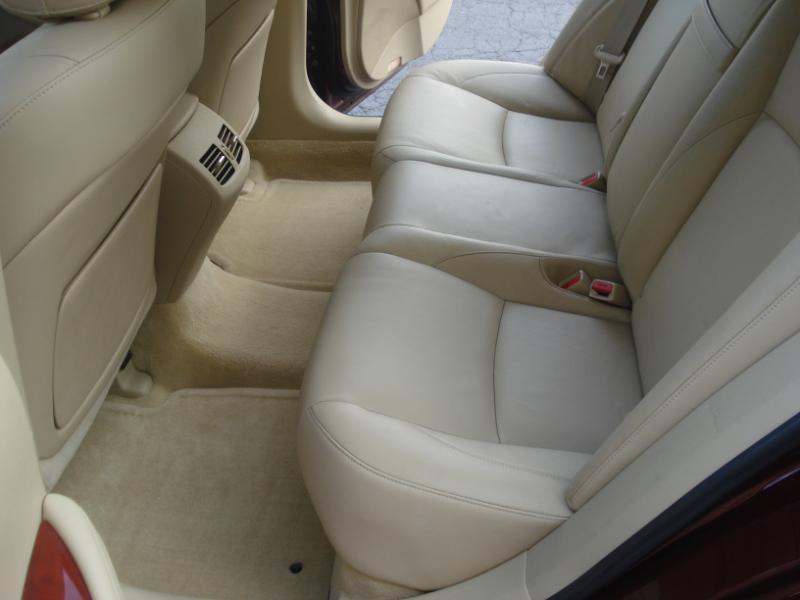 Lexus ES 350 4D Luxury Sedan 2007