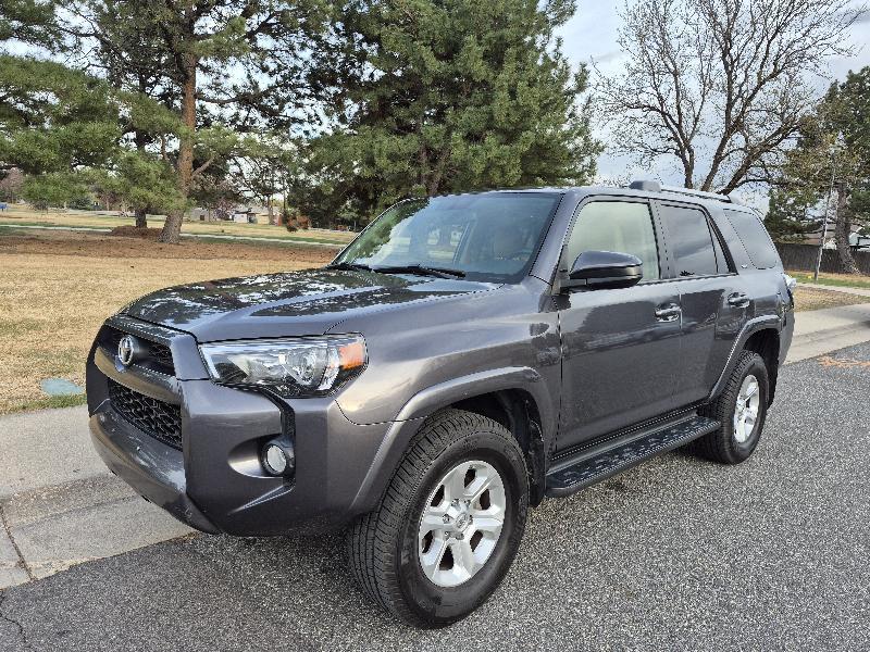 Toyota 4Runner SR5 4WD 2019