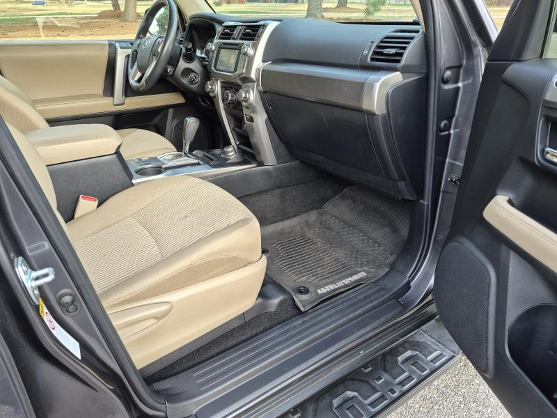 Toyota 4Runner SR5 4WD 2019