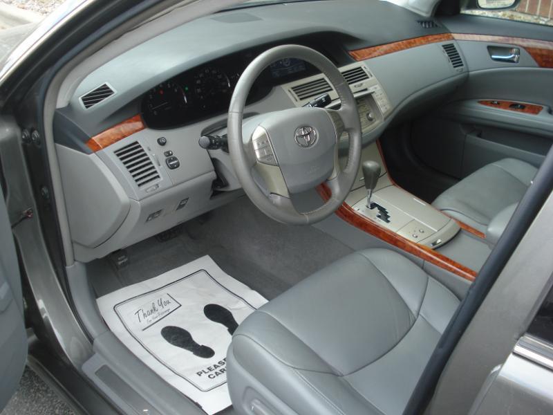 Toyota Avalon XLS 2007