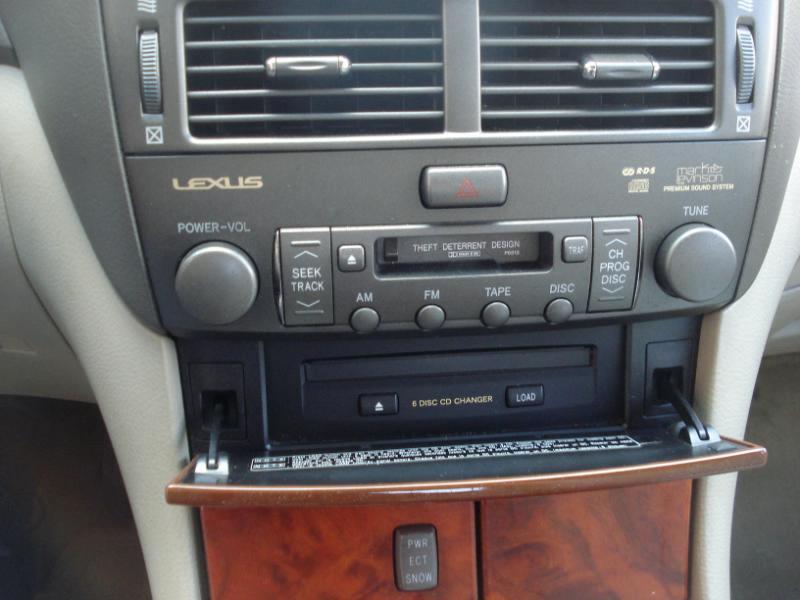 Lexus LS 430 4D Sedan 2002