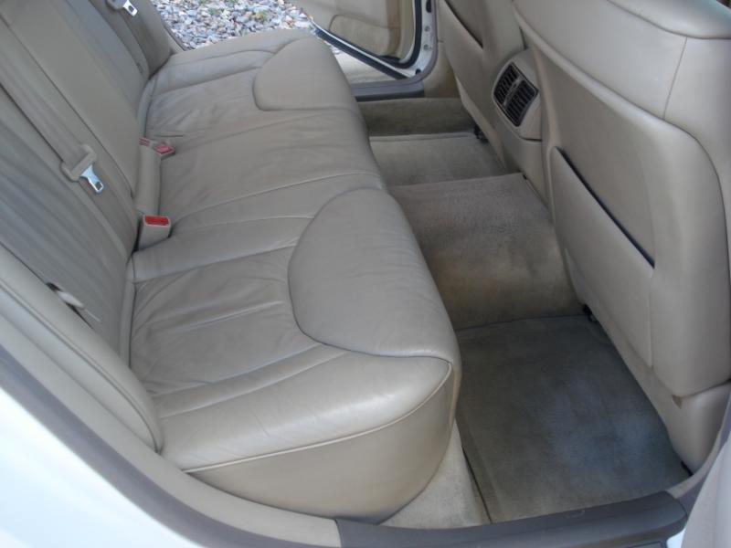 Lexus LS 430 4D Sedan 2002
