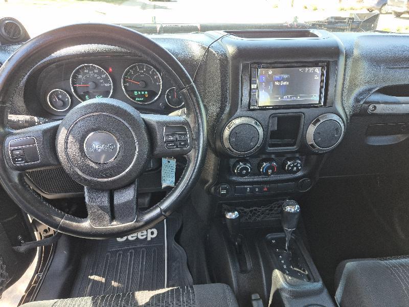 Jeep Wrangler Sport 4WD 2011