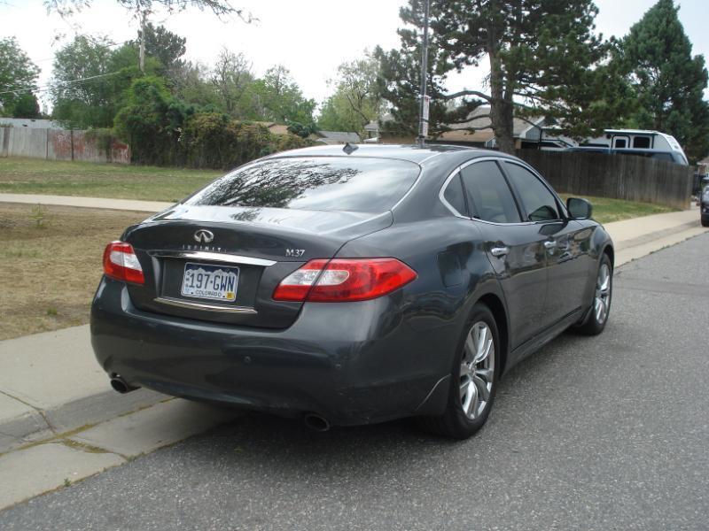 Infiniti M37 photo 6