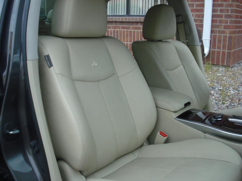 Infiniti M37 photo 15