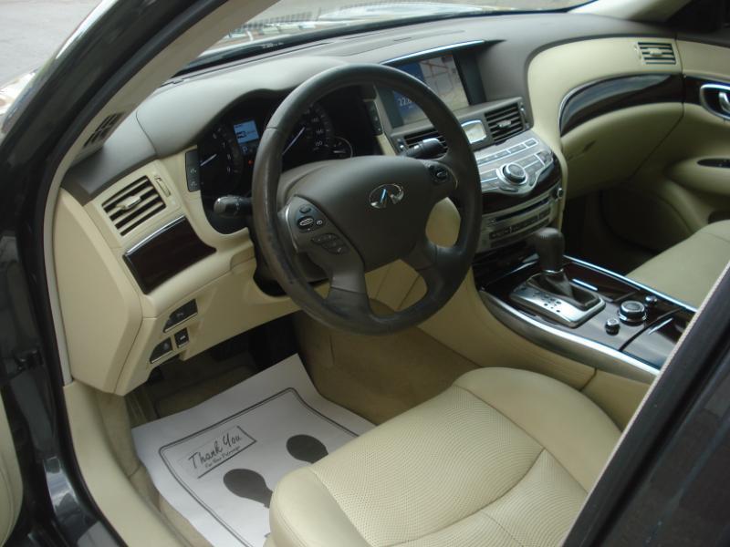 Infiniti M37 photo 17
