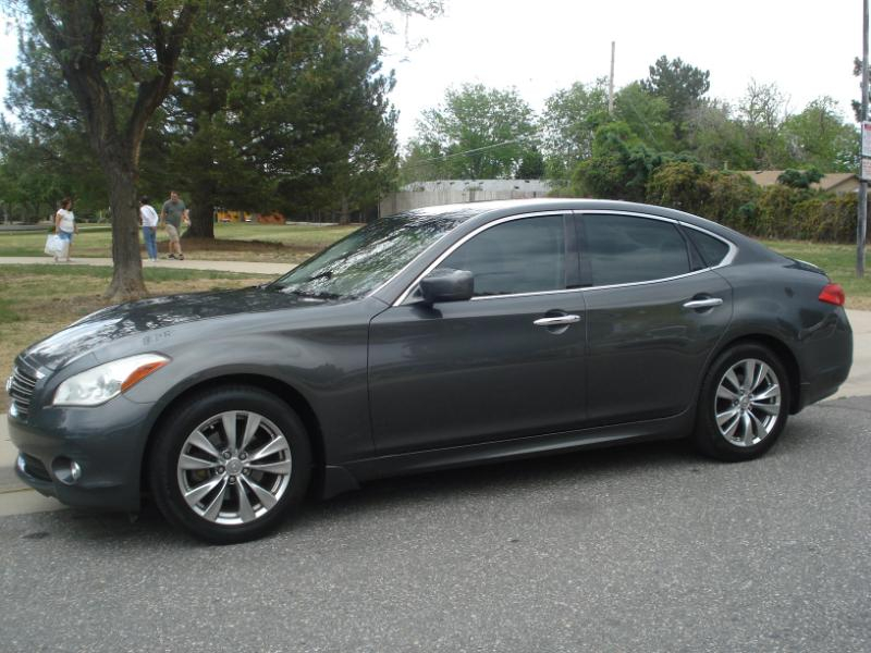 Infiniti M37 4dr Sdn RWD 2013