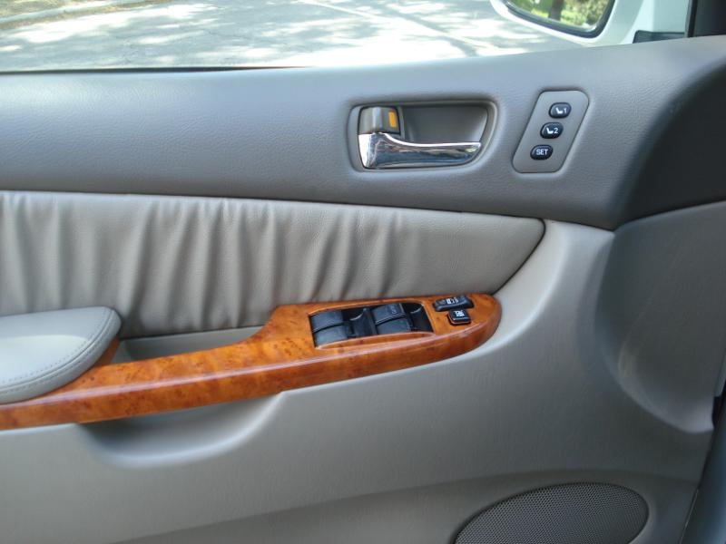 Toyota Sienna XLE Limited FWD 2008