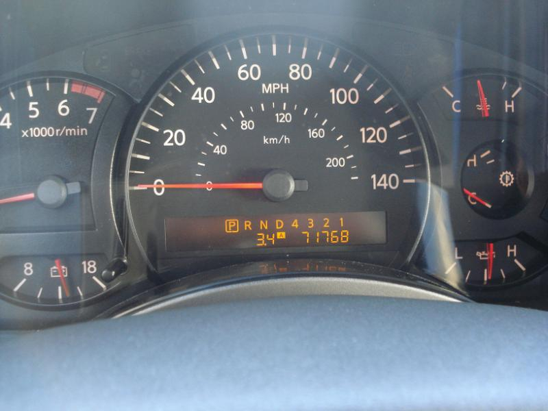Nissan Titan SE Crew Cab 2WD 2004