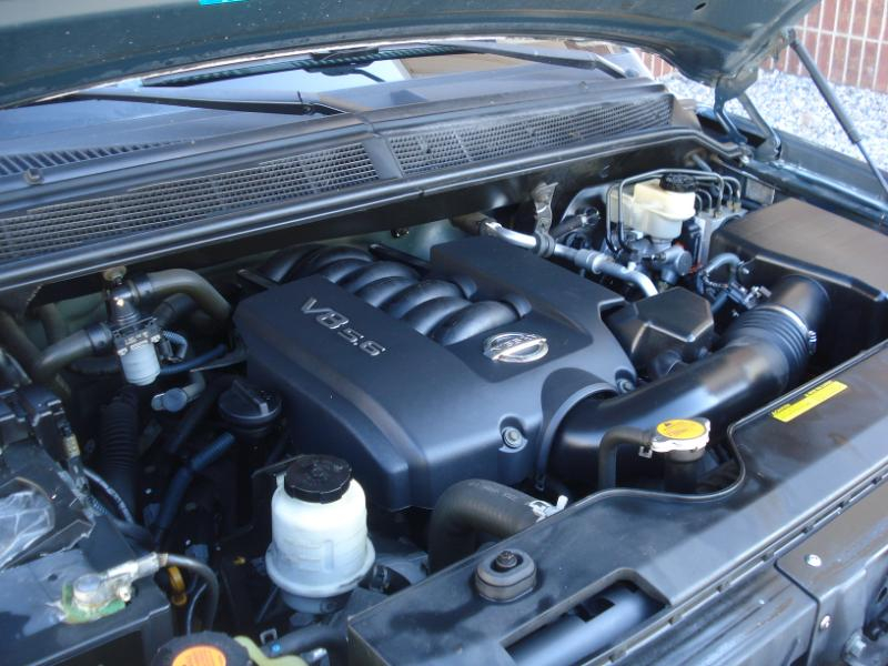 Nissan Titan SE Crew Cab 2WD 2004