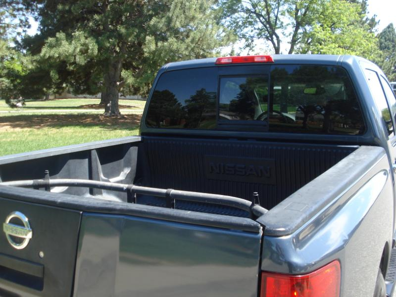 Nissan Titan SE Crew Cab 2WD 2004
