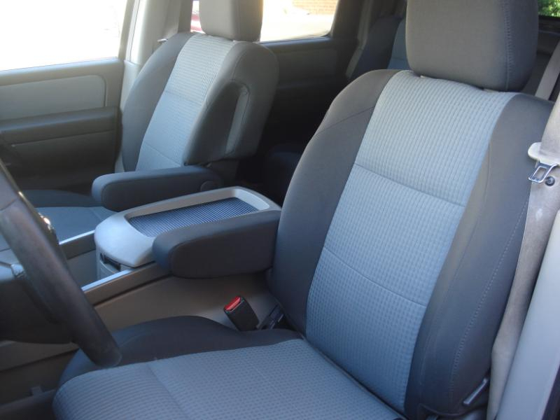 Nissan Titan SE Crew Cab 2WD 2004