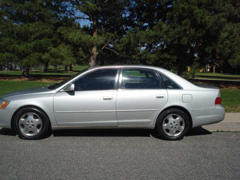 Toyota Avalon XLS 2004