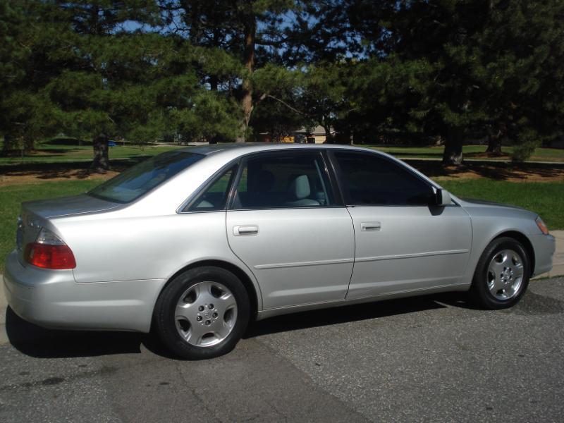 Toyota Avalon photo 5