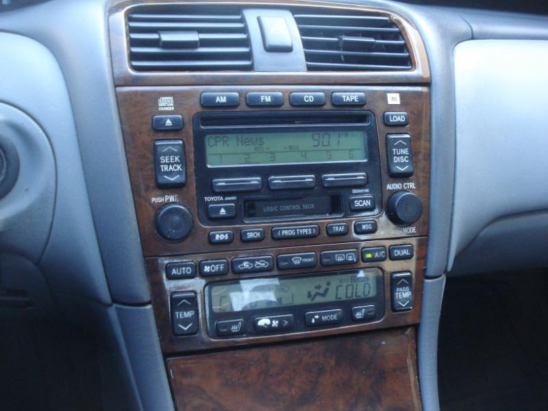 Toyota Avalon XLS 2004