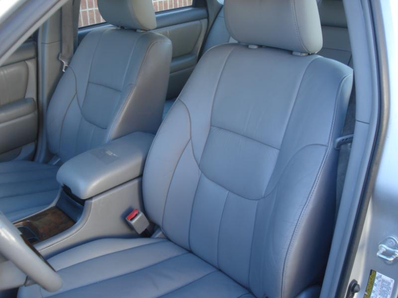 Toyota Avalon XLS 2004