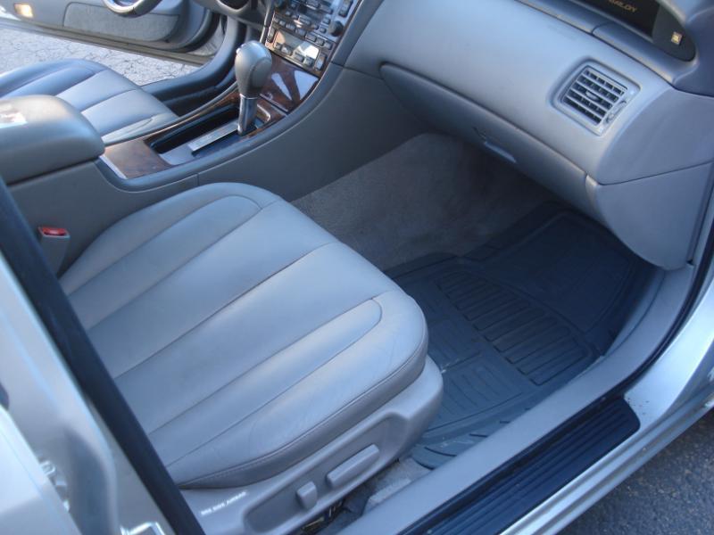 Toyota Avalon photo 11
