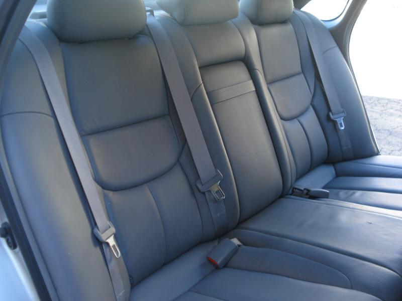 Toyota Avalon XLS 2004