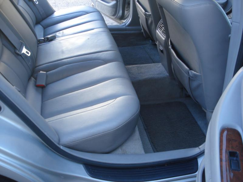 Toyota Avalon XLS 2004