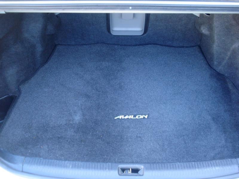 Toyota Avalon photo 15