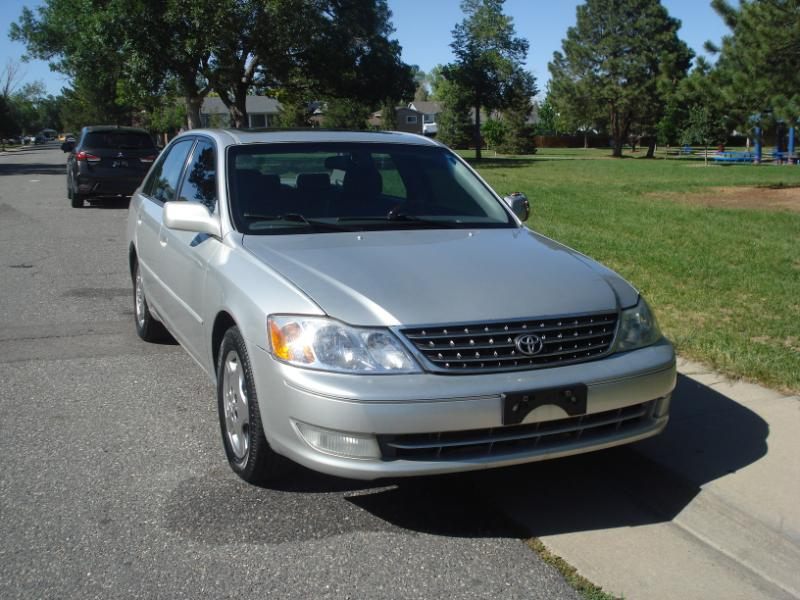 Toyota Avalon XLS 2004