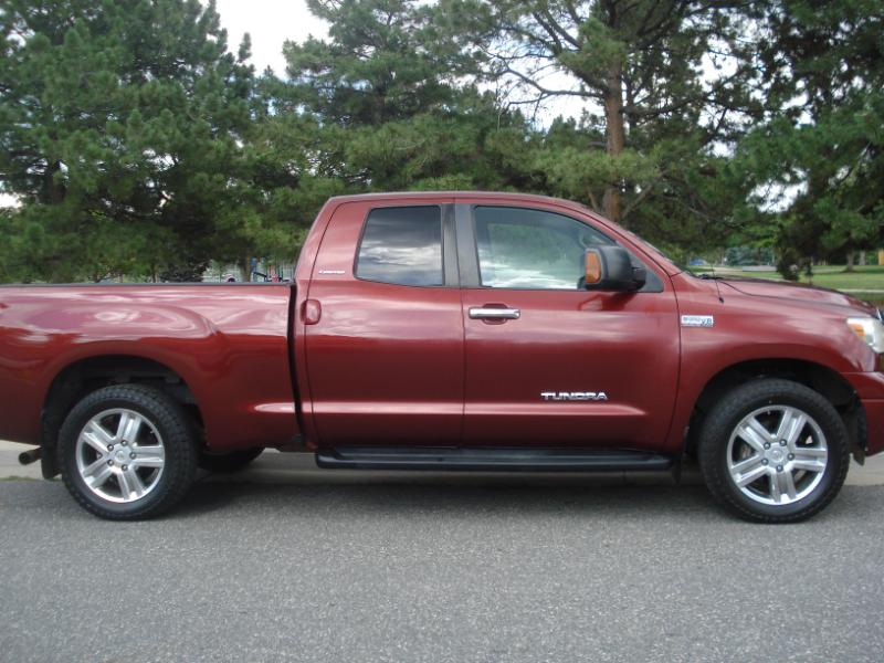 Toyota Tundra Limited Double Cab 5.7L 2WD 2008