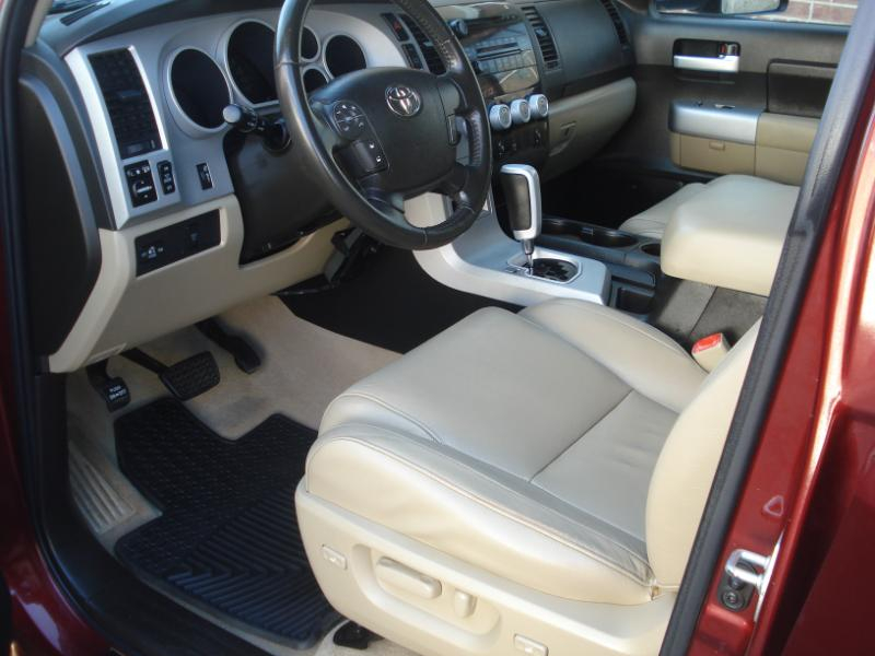 Toyota Tundra Limited Double Cab 5.7L 2WD 2008