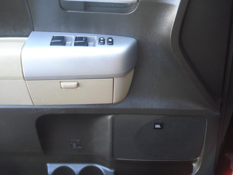 Toyota Tundra Limited Double Cab 5.7L 2WD 2008