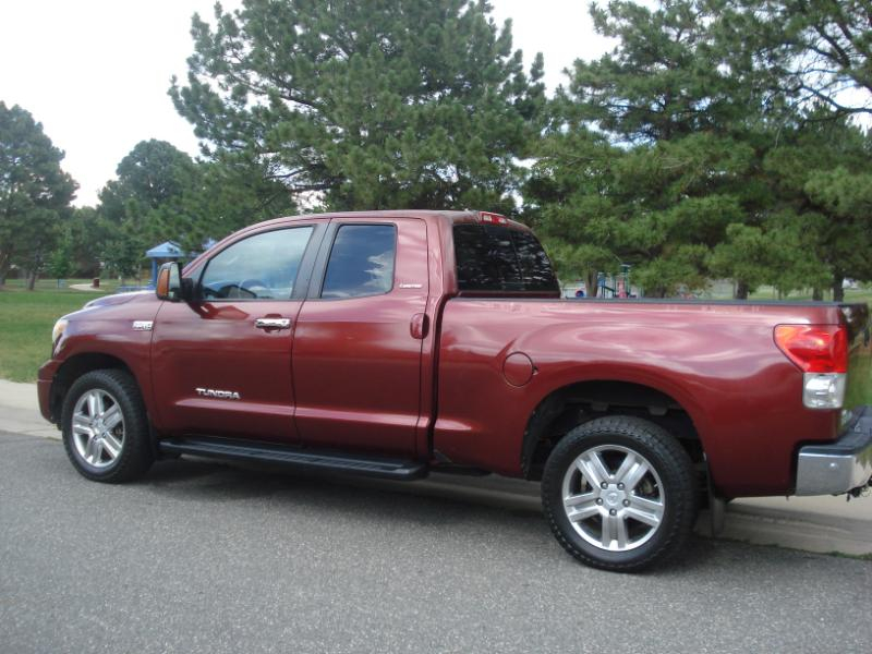 Toyota Tundra Limited Double Cab 5.7L 2WD 2008